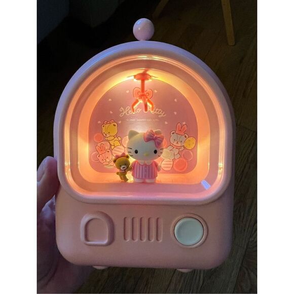 Sanrio Hello Kitty Bank/Nightlight - Picture 1 of 10